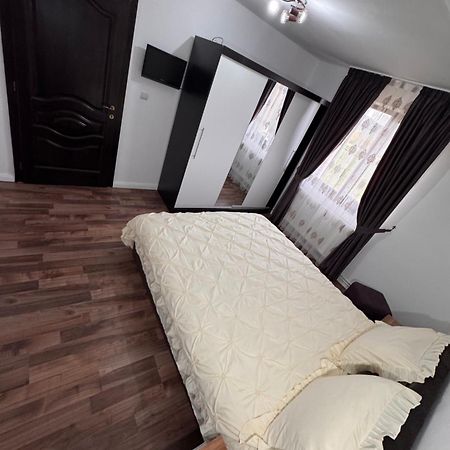 Willa Casa Casy Oradea Zewnętrze zdjęcie